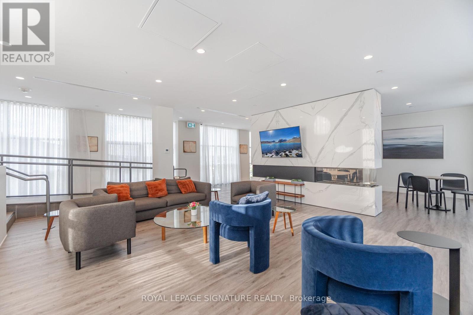 #208 1787 ST CLAIR AVENUE W - 41