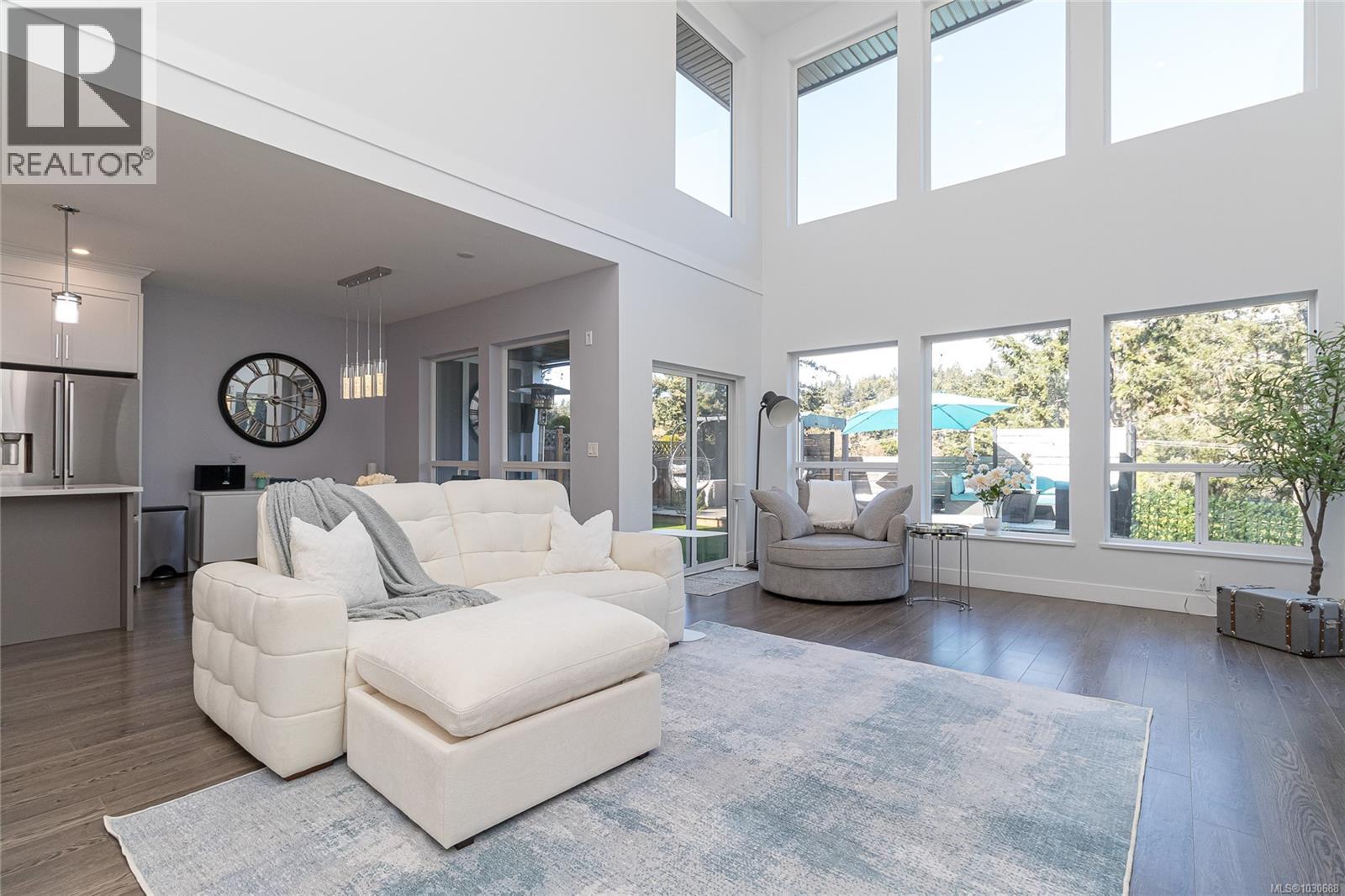 3516 Joy Close - 9