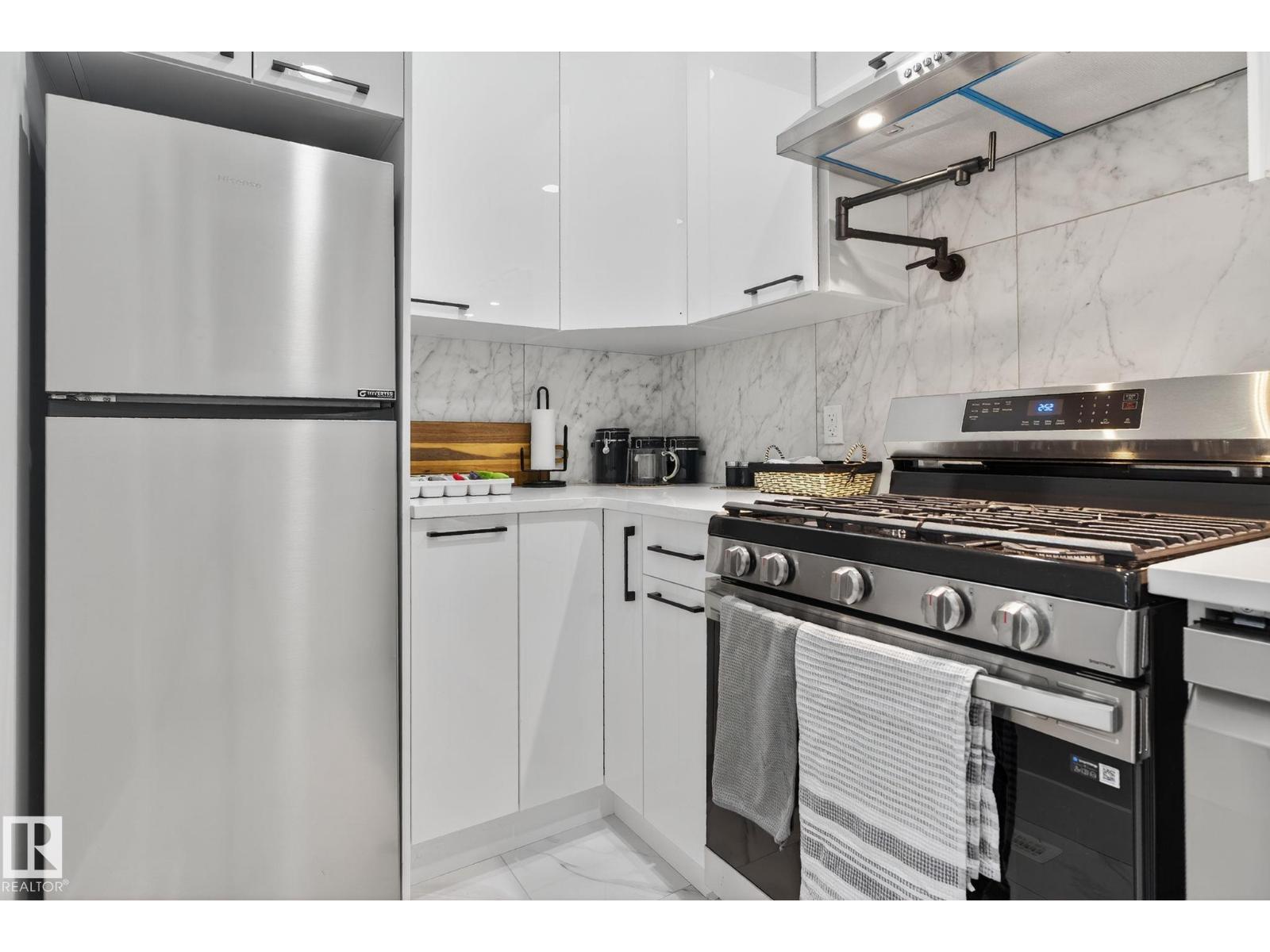 1815 17 AV NW - 14