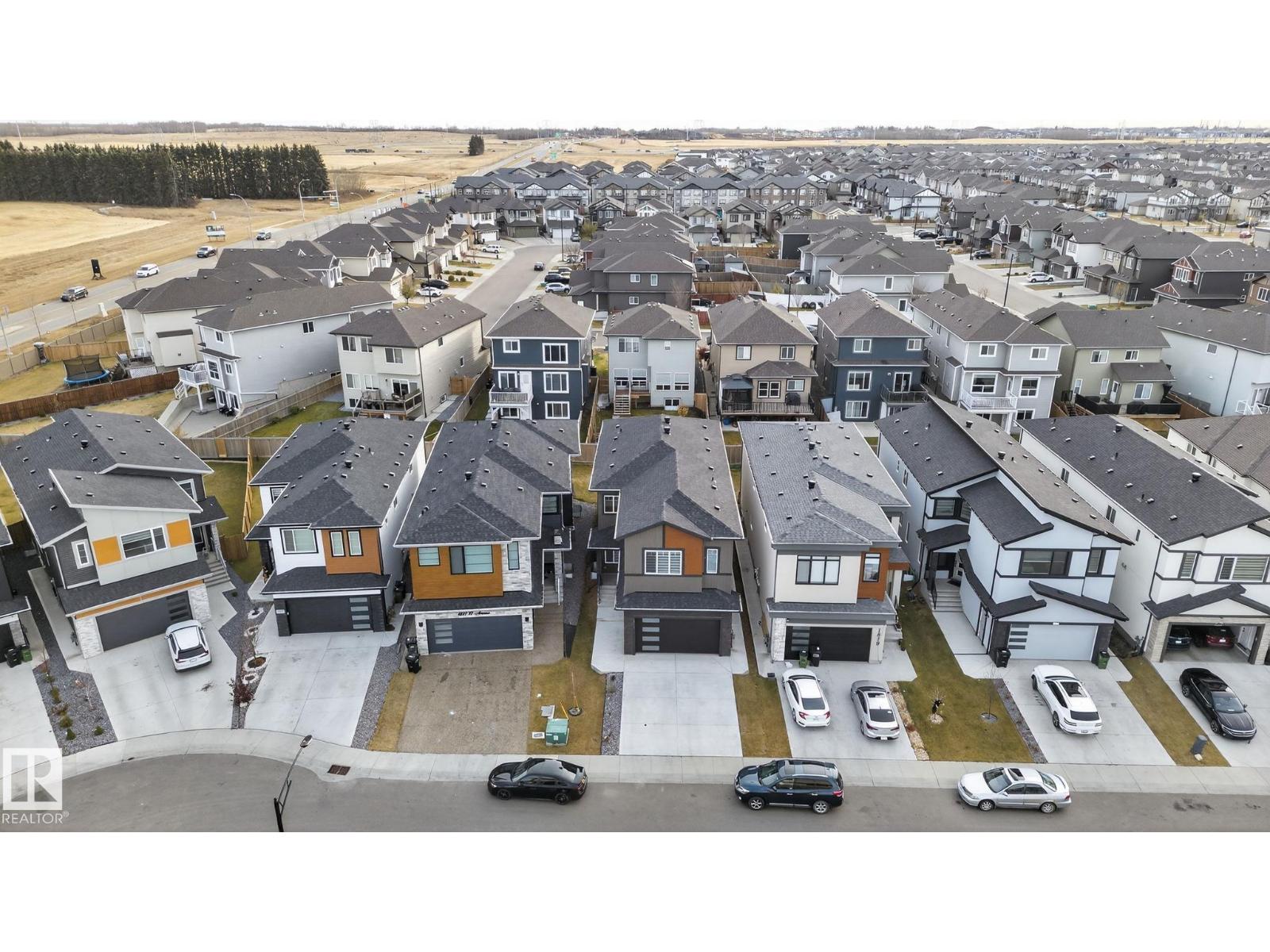 1815 17 AV NW, Edmonton