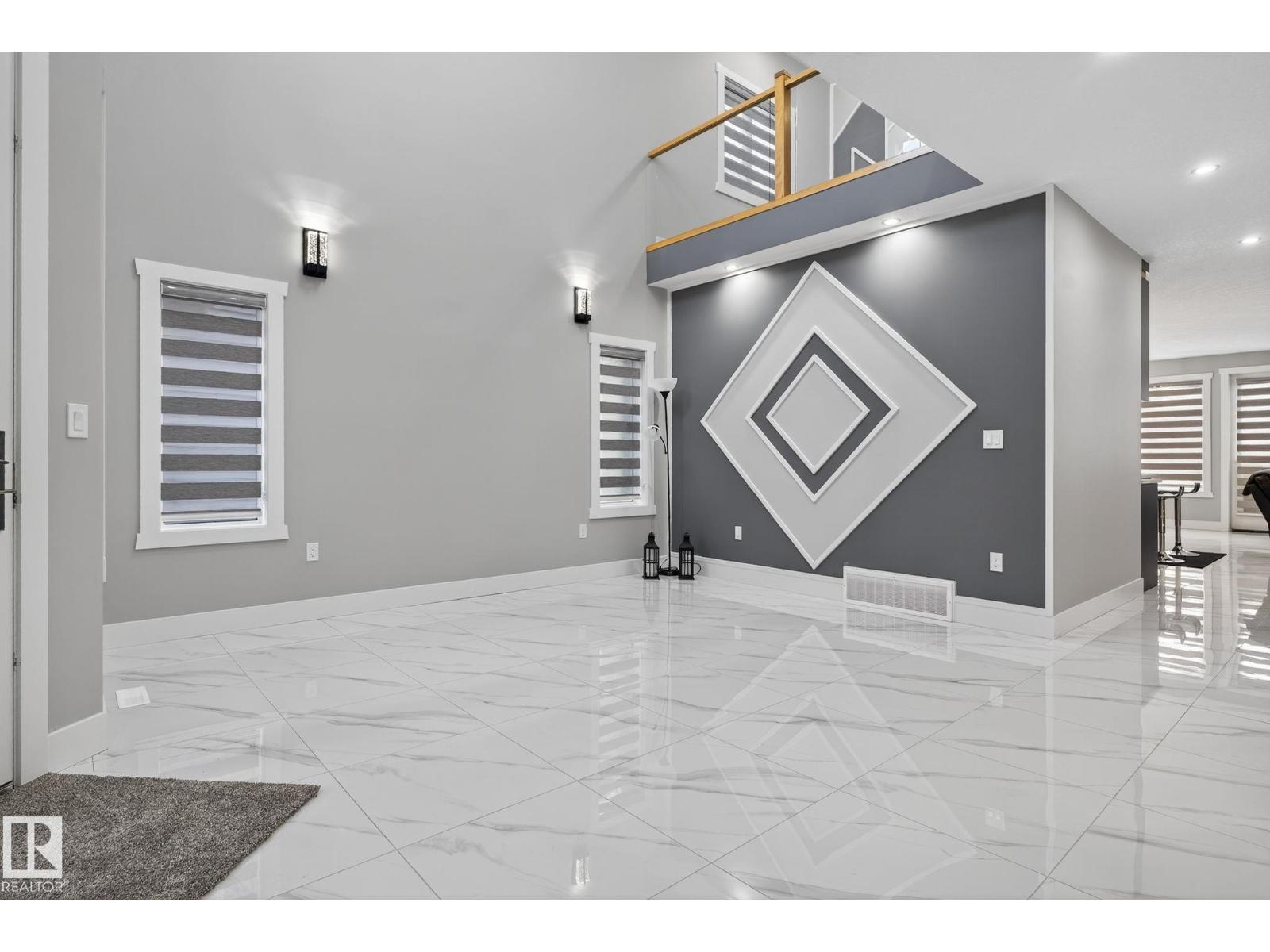 1815 17 AV NW, Edmonton