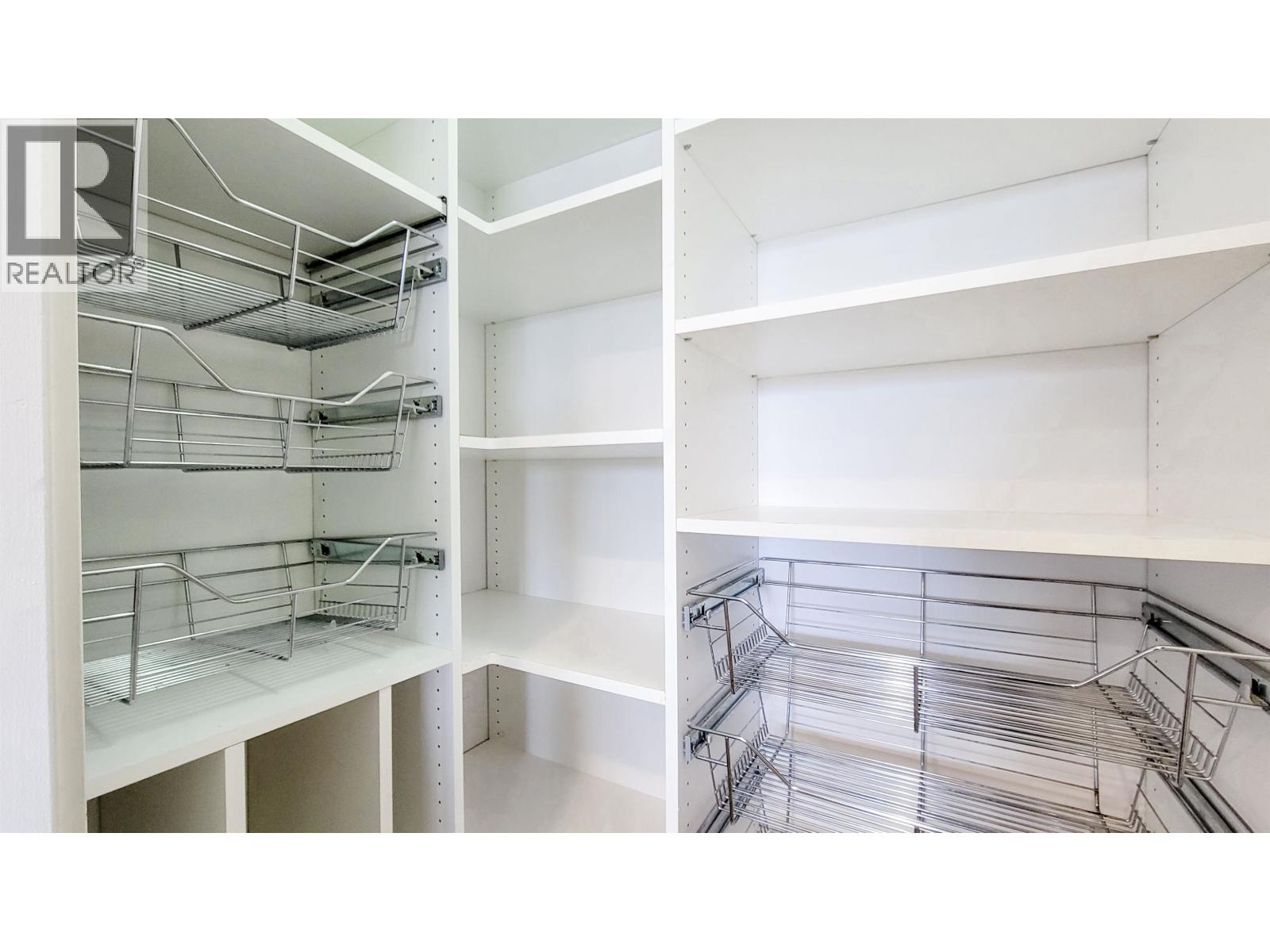 805 288 UNGLESS WAY, Port Moody