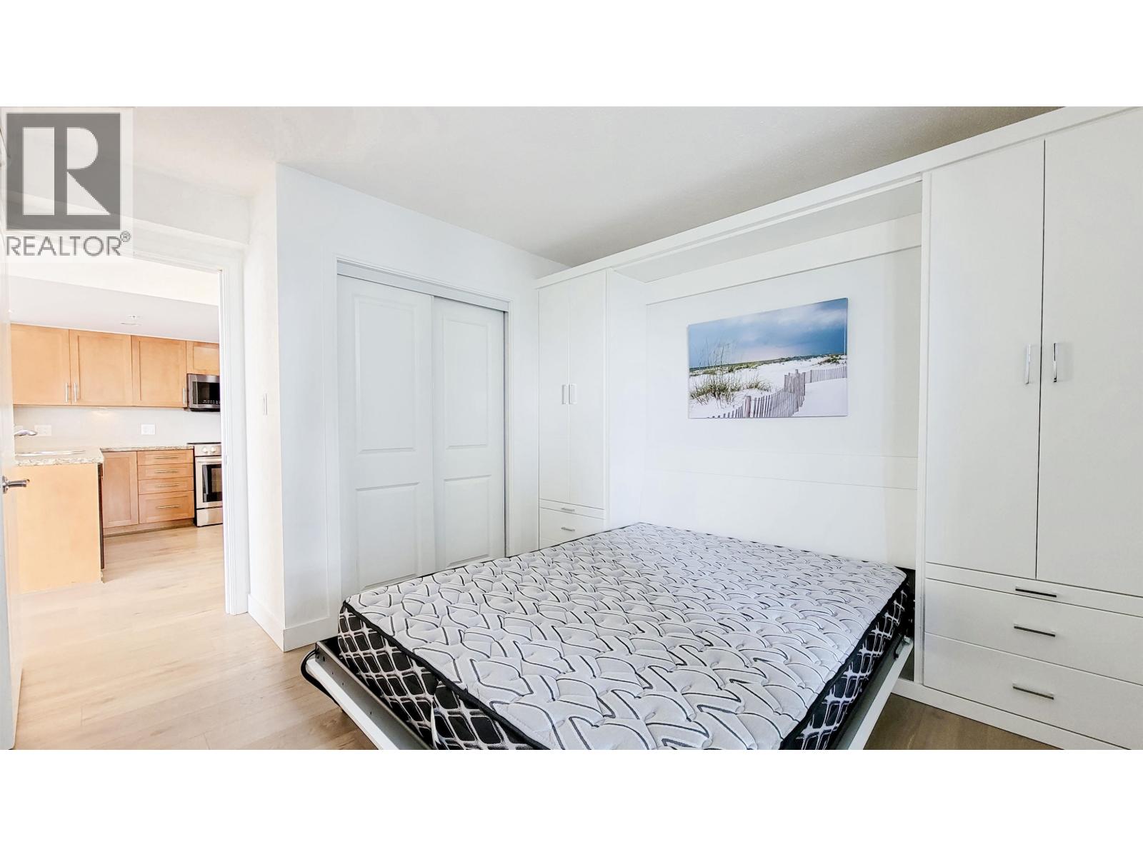 805 288 UNGLESS WAY, Port Moody