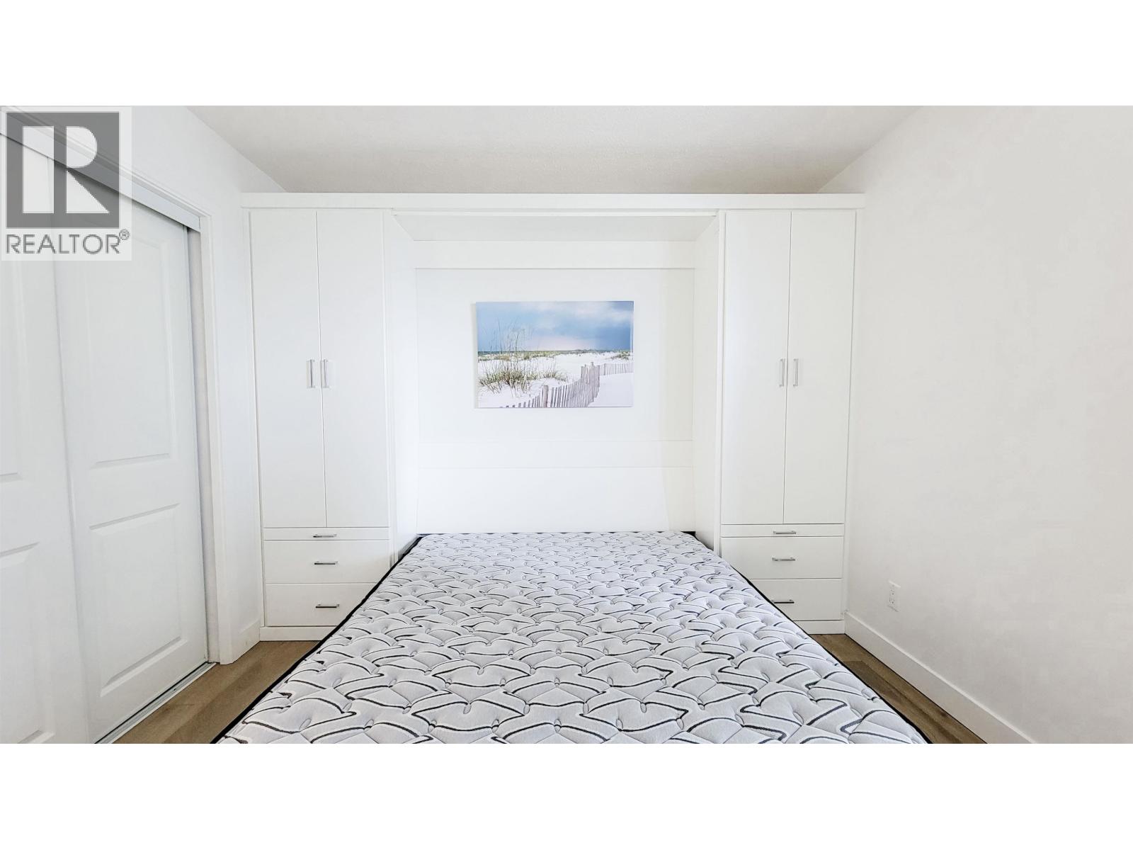 805 288 UNGLESS WAY, Port Moody