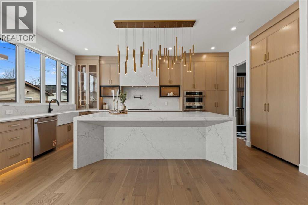 Single Family House for Sale in  Broadview Road West Hillhurst Calgary 