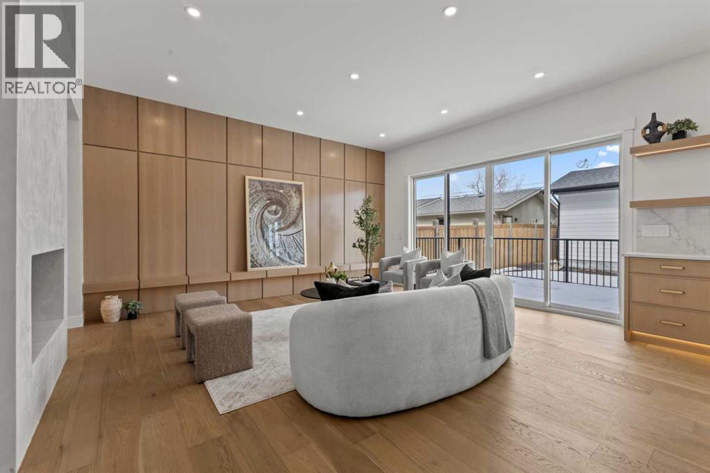 Single Family House for Sale in  Broadview Road West Hillhurst Calgary 