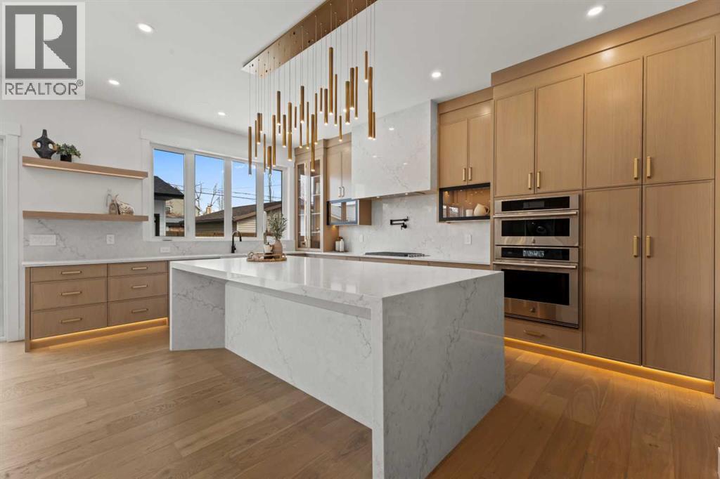 Single Family House for Sale in  Broadview Road West Hillhurst Calgary 