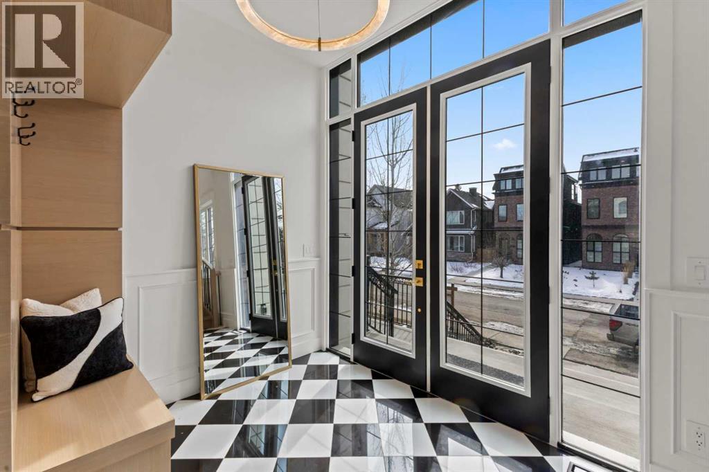 Single Family House for Sale in  Broadview Road West Hillhurst Calgary 