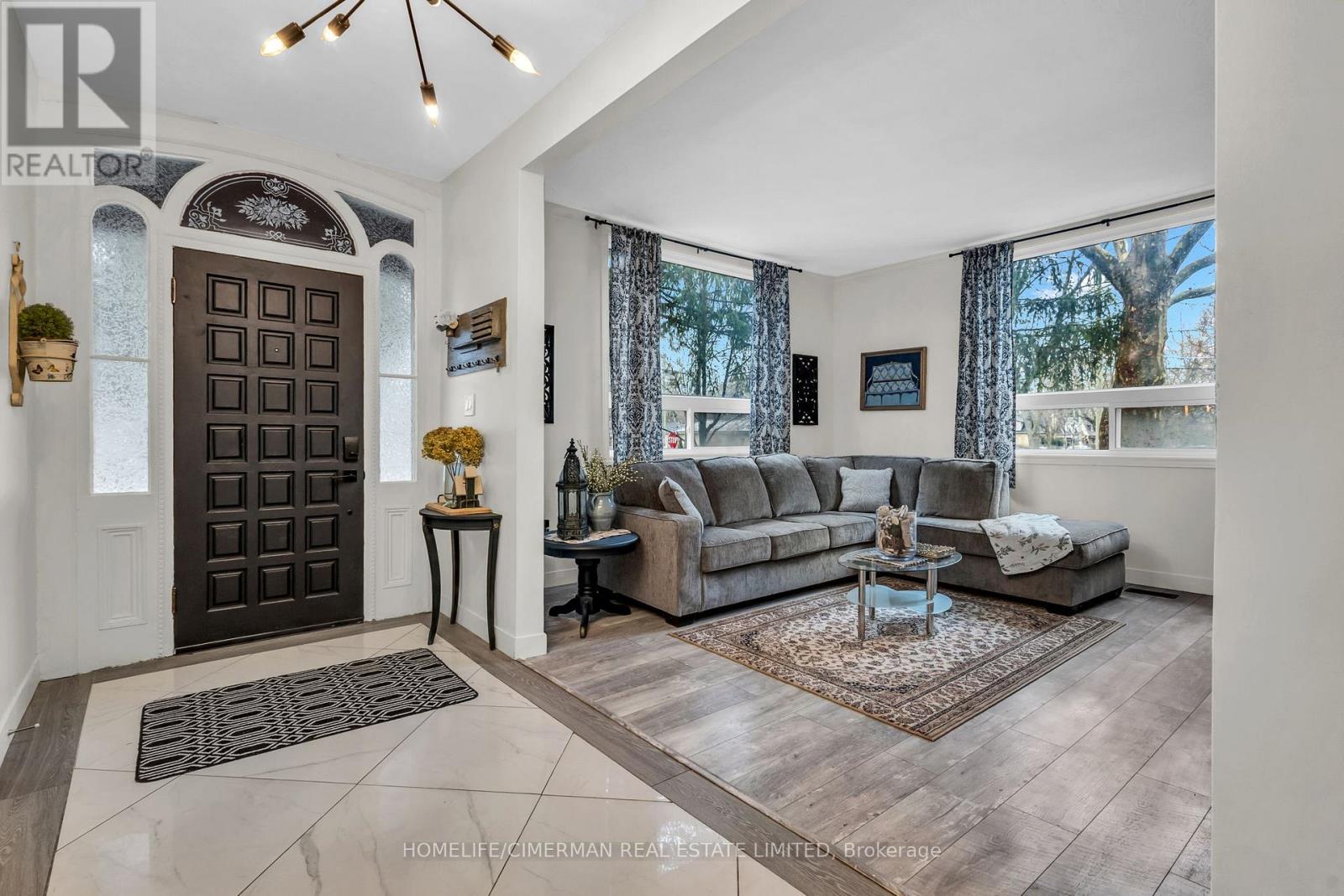 406 GREY STREET - 3