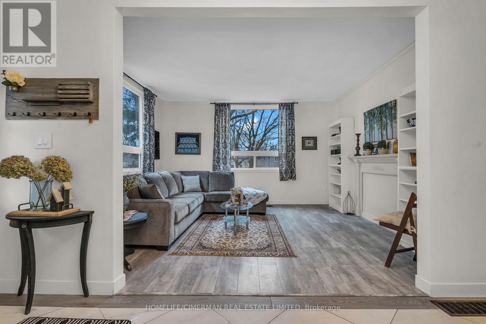 406 GREY STREET - 4