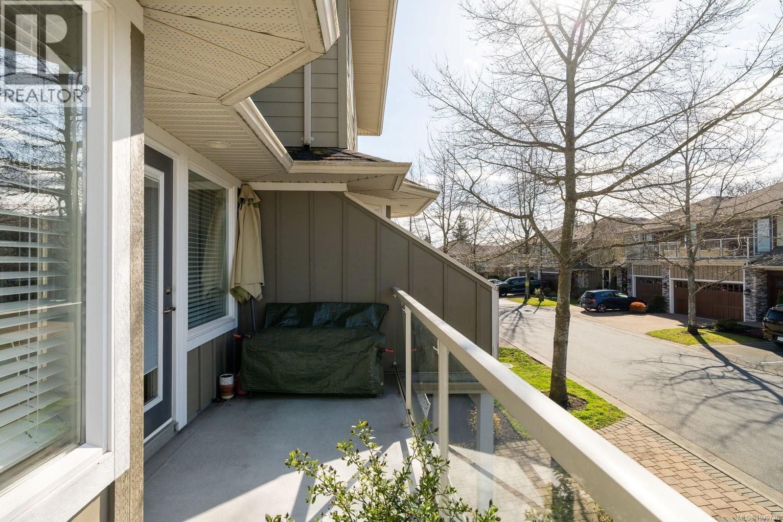 Single Family House for Sale in  Heatherdale Lane Heatherdale Estates Saanich 