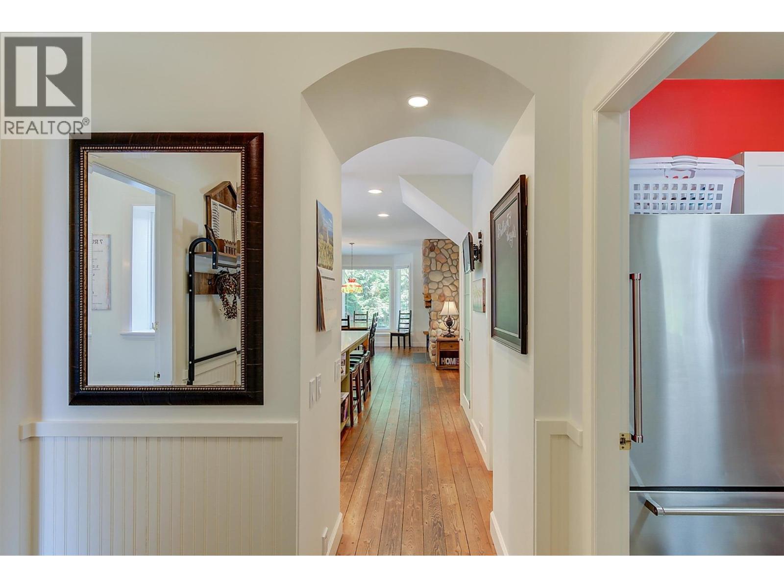  5127 Luckett Court, Kelowna