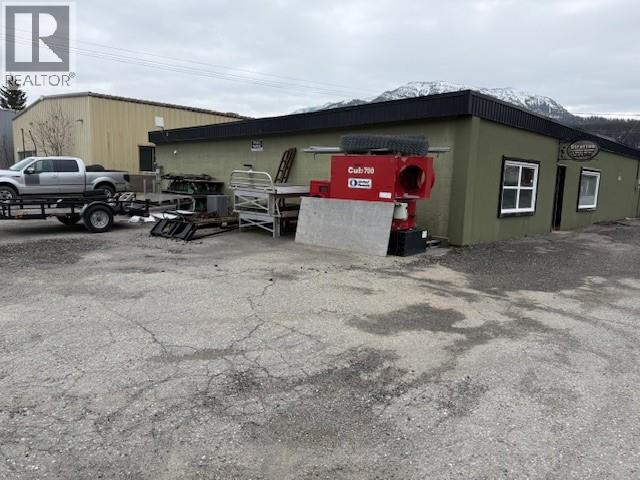  1502 10th Avenue Avenue, Fernie