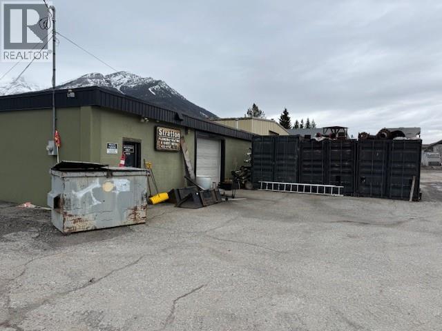  1502 10th Avenue Avenue, Fernie