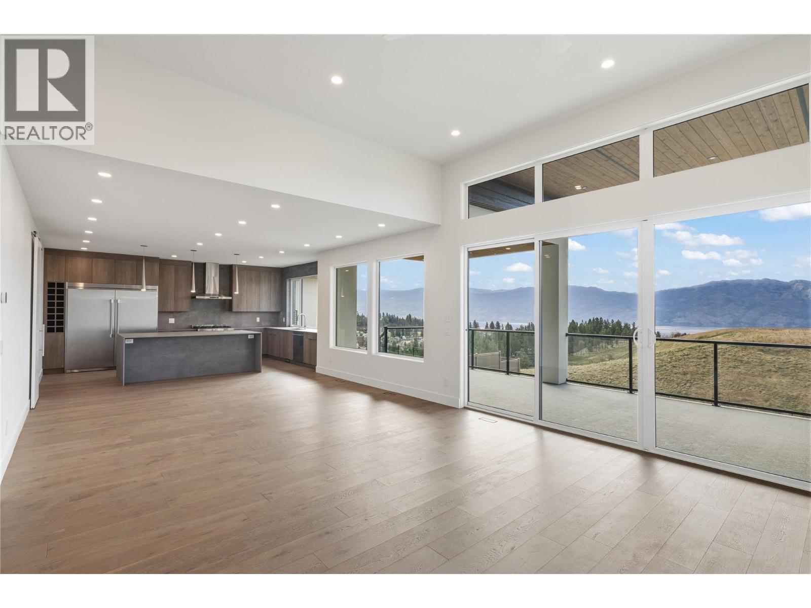  2527 Pinnacle Ridge Drive, West Kelowna