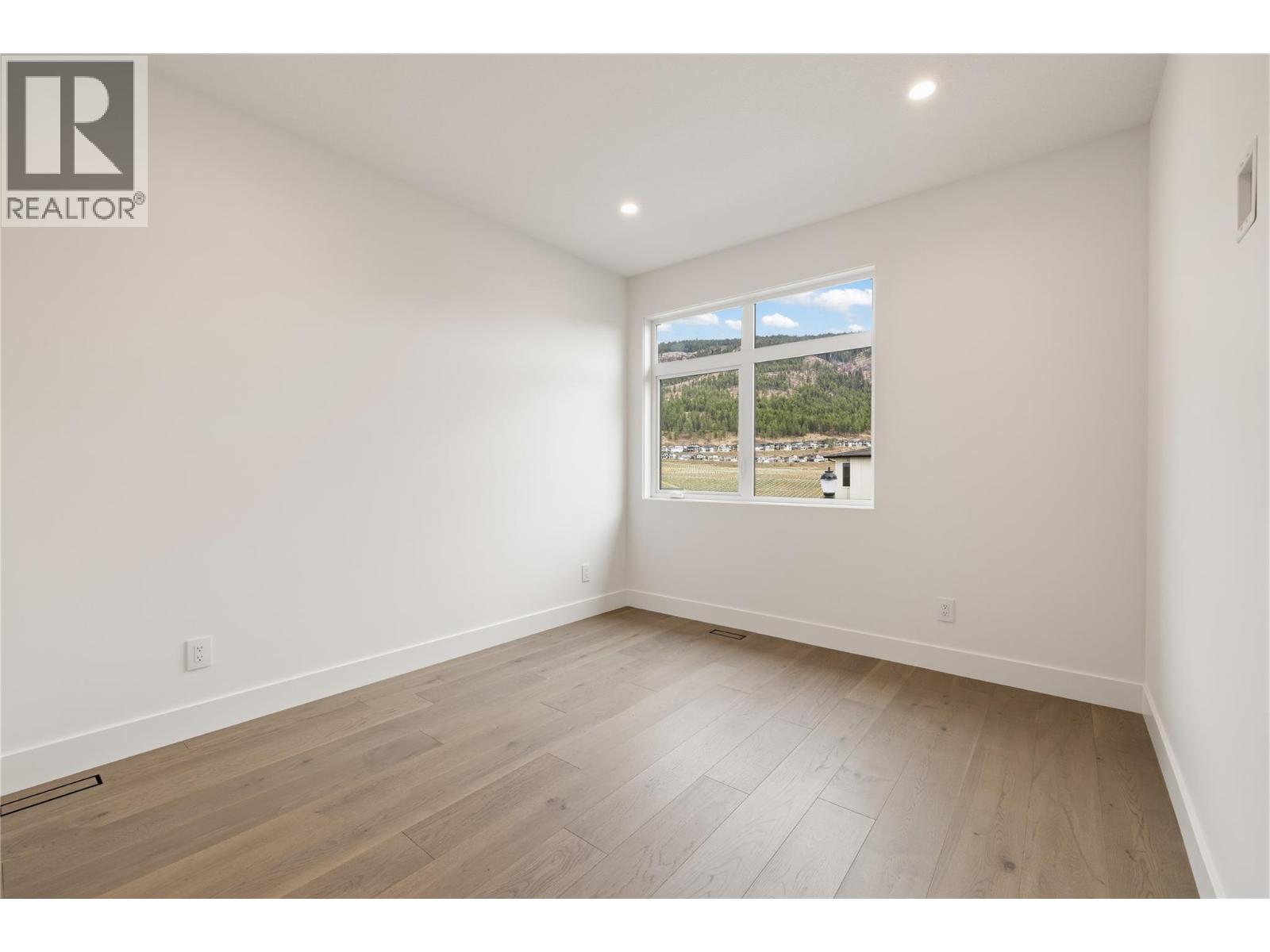  2527 Pinnacle Ridge Drive, West Kelowna