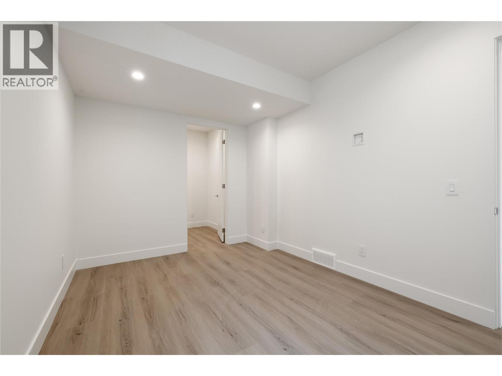  2527 Pinnacle Ridge Drive, West Kelowna