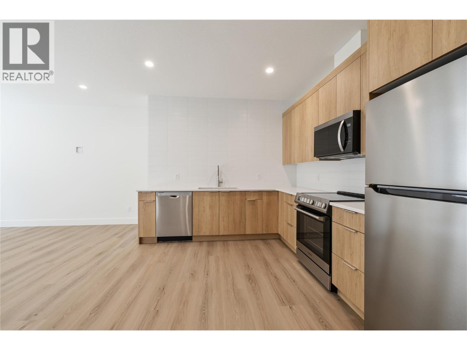  2527 Pinnacle Ridge Drive, West Kelowna