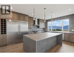  2527 Pinnacle Ridge Drive, West Kelowna