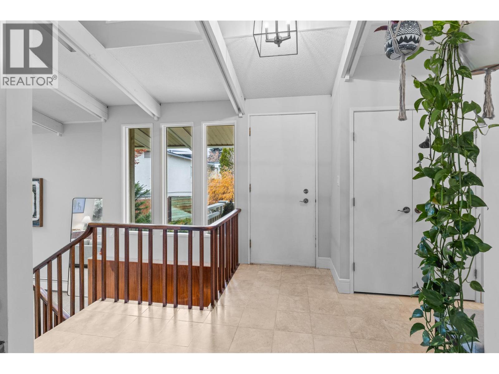 930 Fairway Crescent, Kelowna