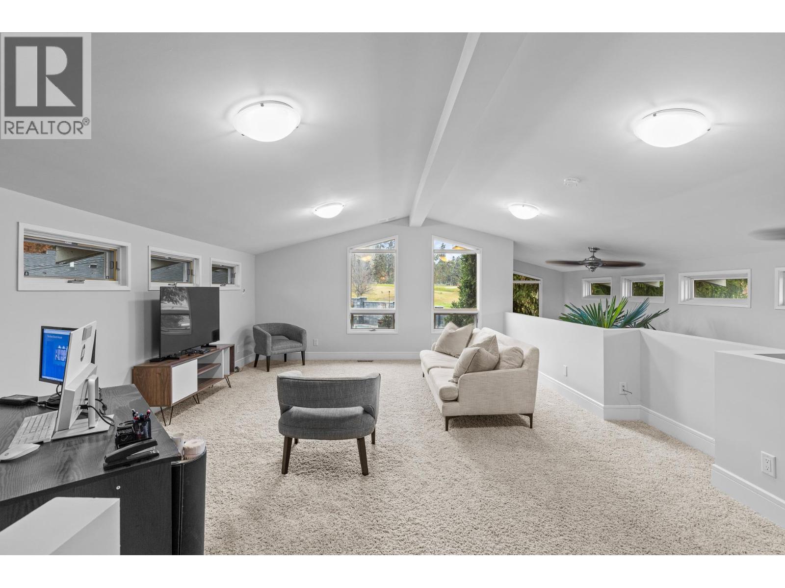 930 Fairway Crescent, Kelowna