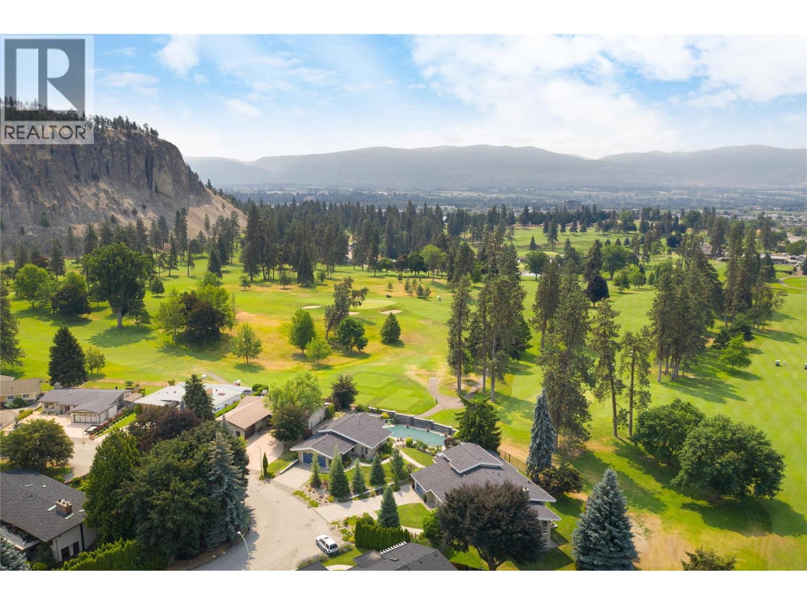 930 Fairway Crescent, Kelowna