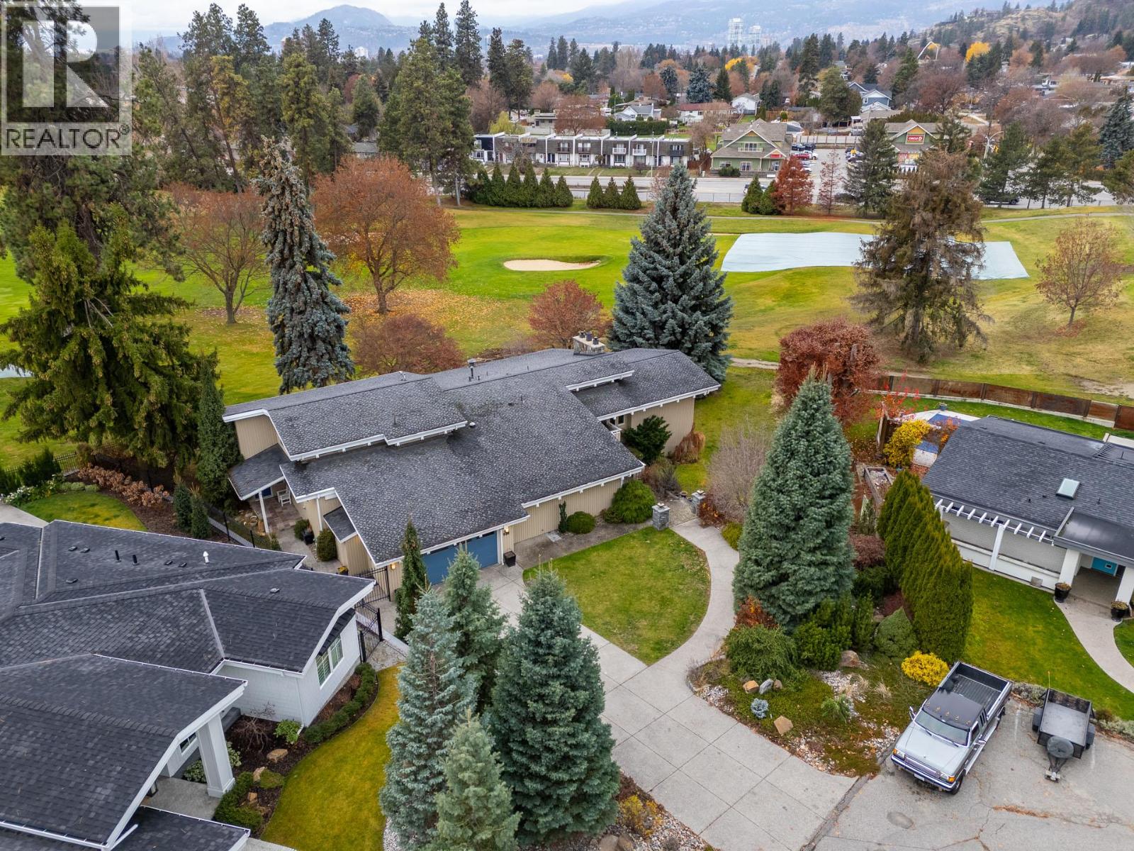 930 Fairway Crescent, Kelowna