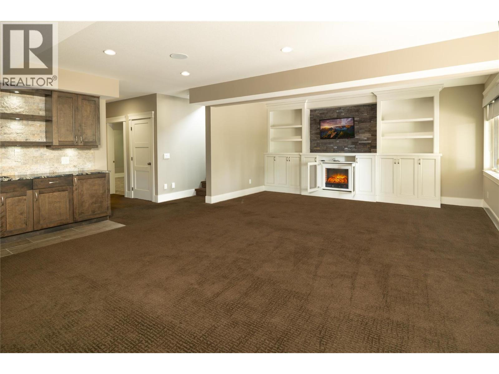  4149 Gallaghers Fairway South, Kelowna