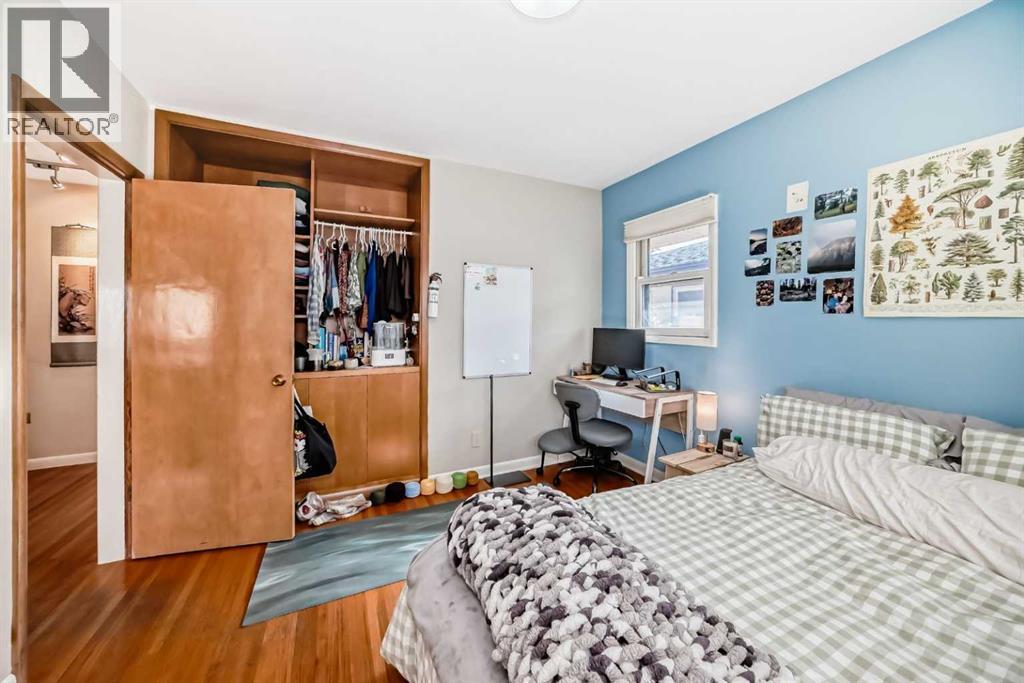 Single Family House Bungalow for Sale in  Capitol Hill Crescent NW Banff Trail Calgary 