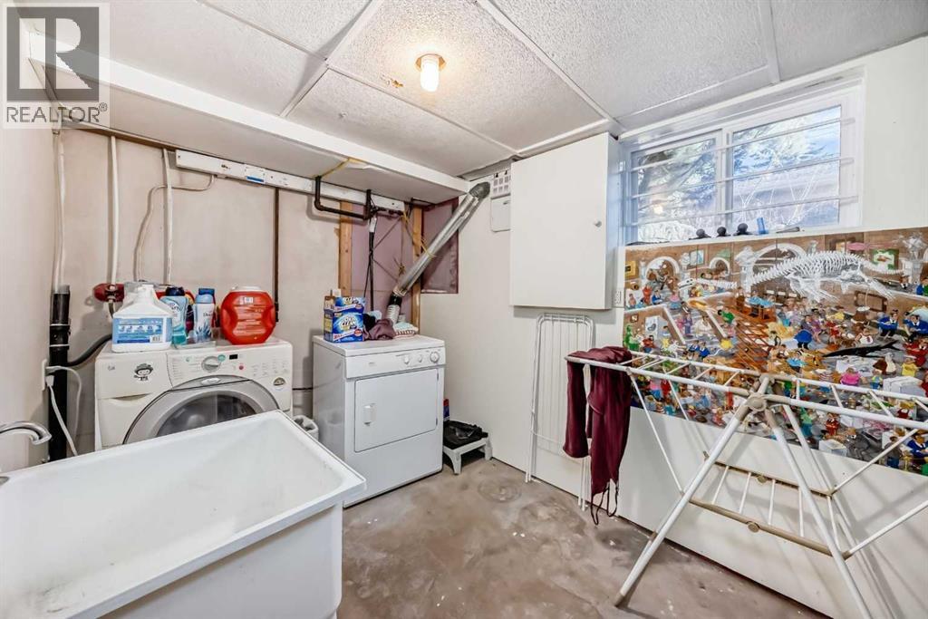 Single Family House Bungalow for Sale in  Capitol Hill Crescent NW Banff Trail Calgary 