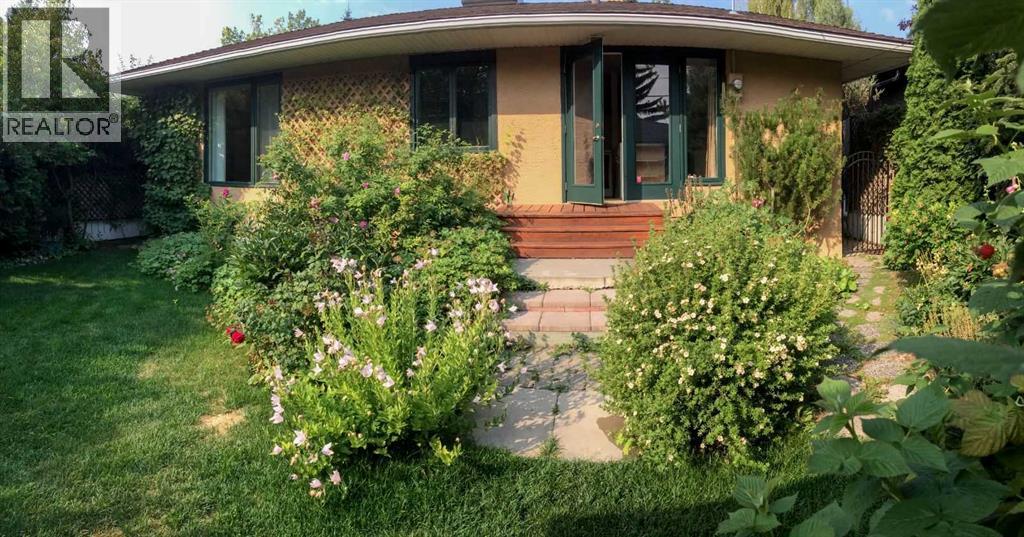 Single Family House Bungalow for Sale in  Capitol Hill Crescent NW Banff Trail Calgary 