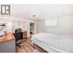 2328 Capitol Hill Crescent Nw, Calgary, AB T2M4C1 Photo 26