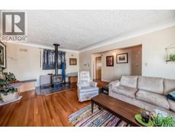 4pc Bathroom - 2328 Capitol Hill Crescent Nw, Calgary, AB T2M4C1 Photo 6