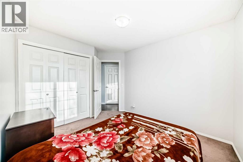 Single Family House for Sale in  Saddlebrook Drive NE Saddle Ridge Calgary 