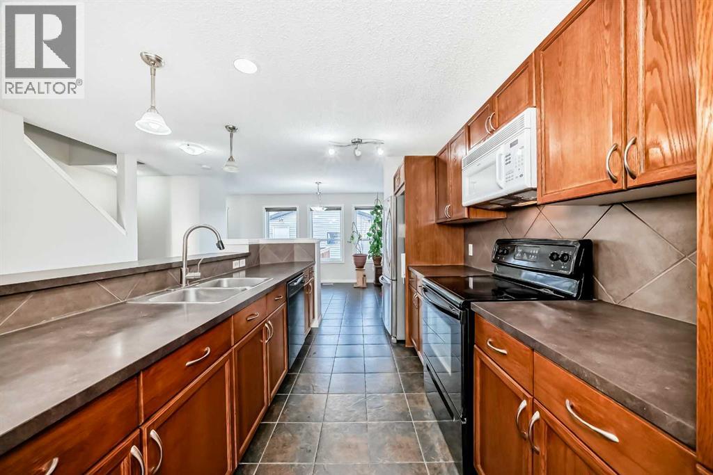 Single Family House for Sale in  Saddlebrook Drive NE Saddle Ridge Calgary 