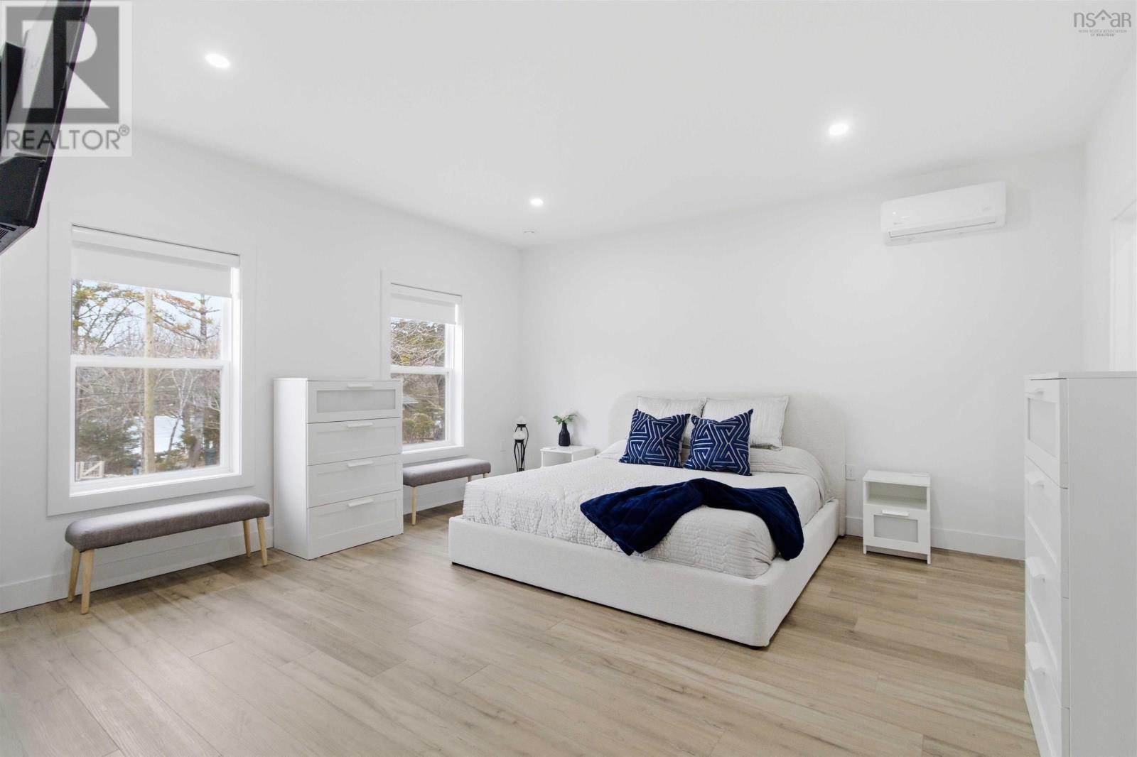 Property 21 of 50 of 30 Cove Road