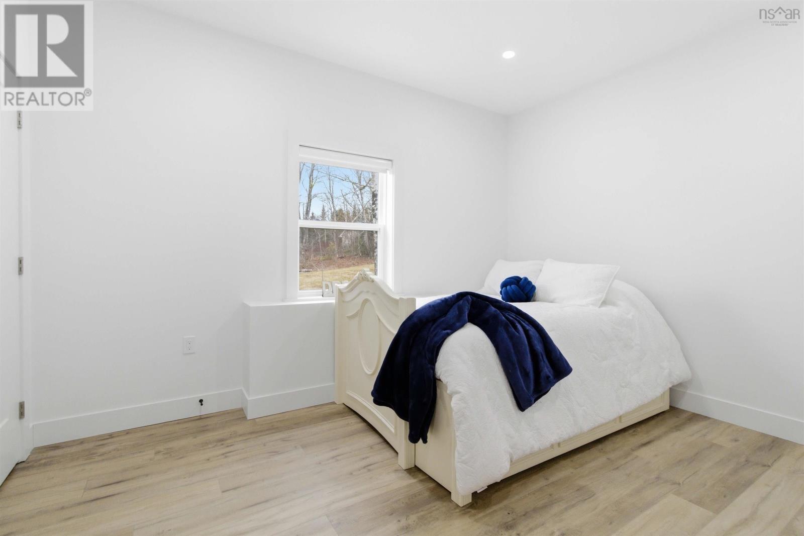 Property 28 of 50 of 30 Cove Road