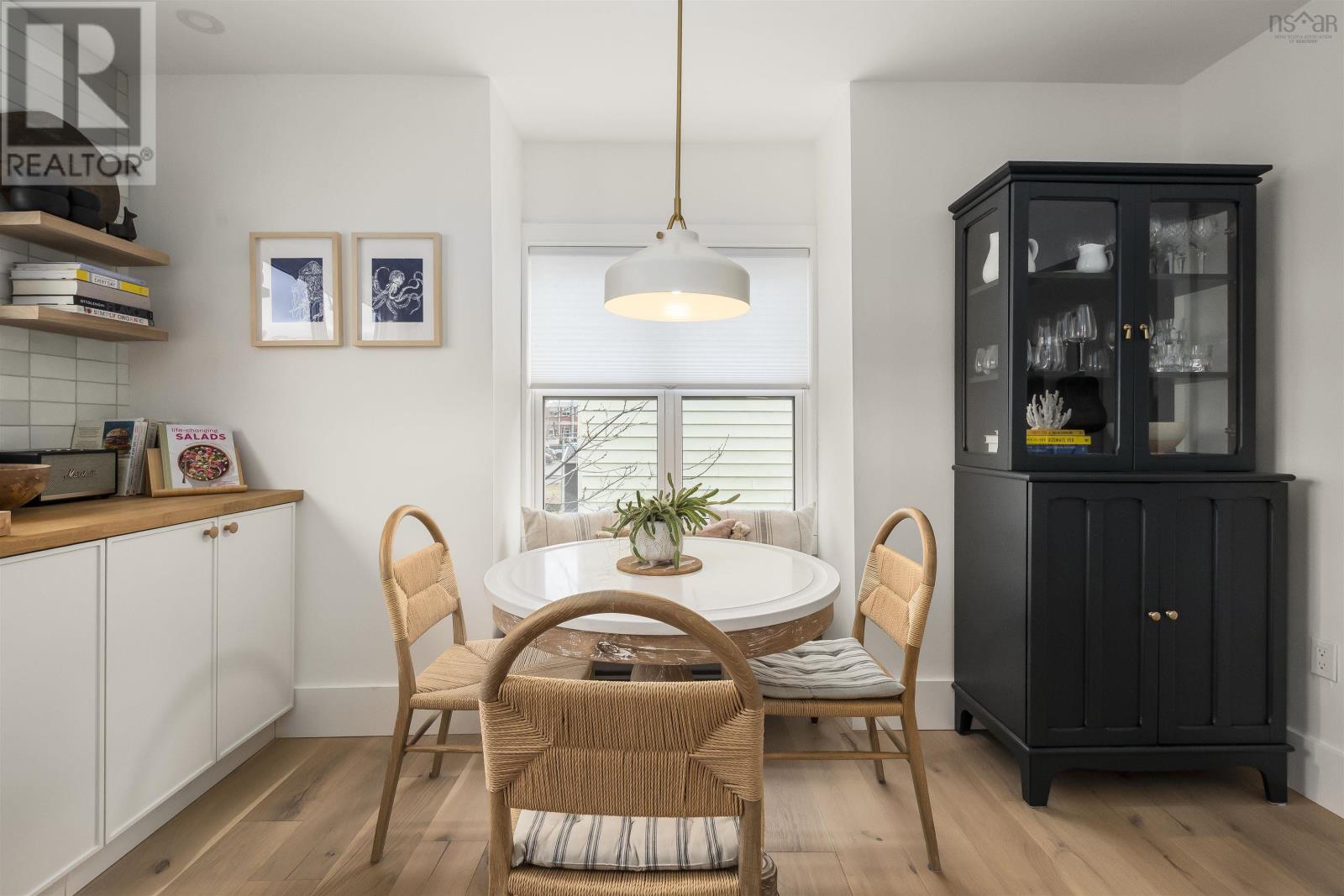 Property 10 of 46 of 2881 Vincent Street