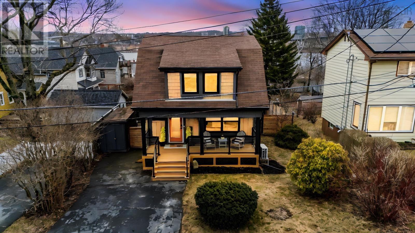 Property photo of 2881 Vincent Street