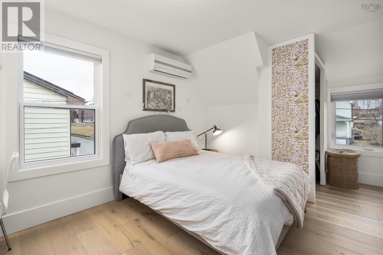 Property 21 of 46 of 2881 Vincent Street