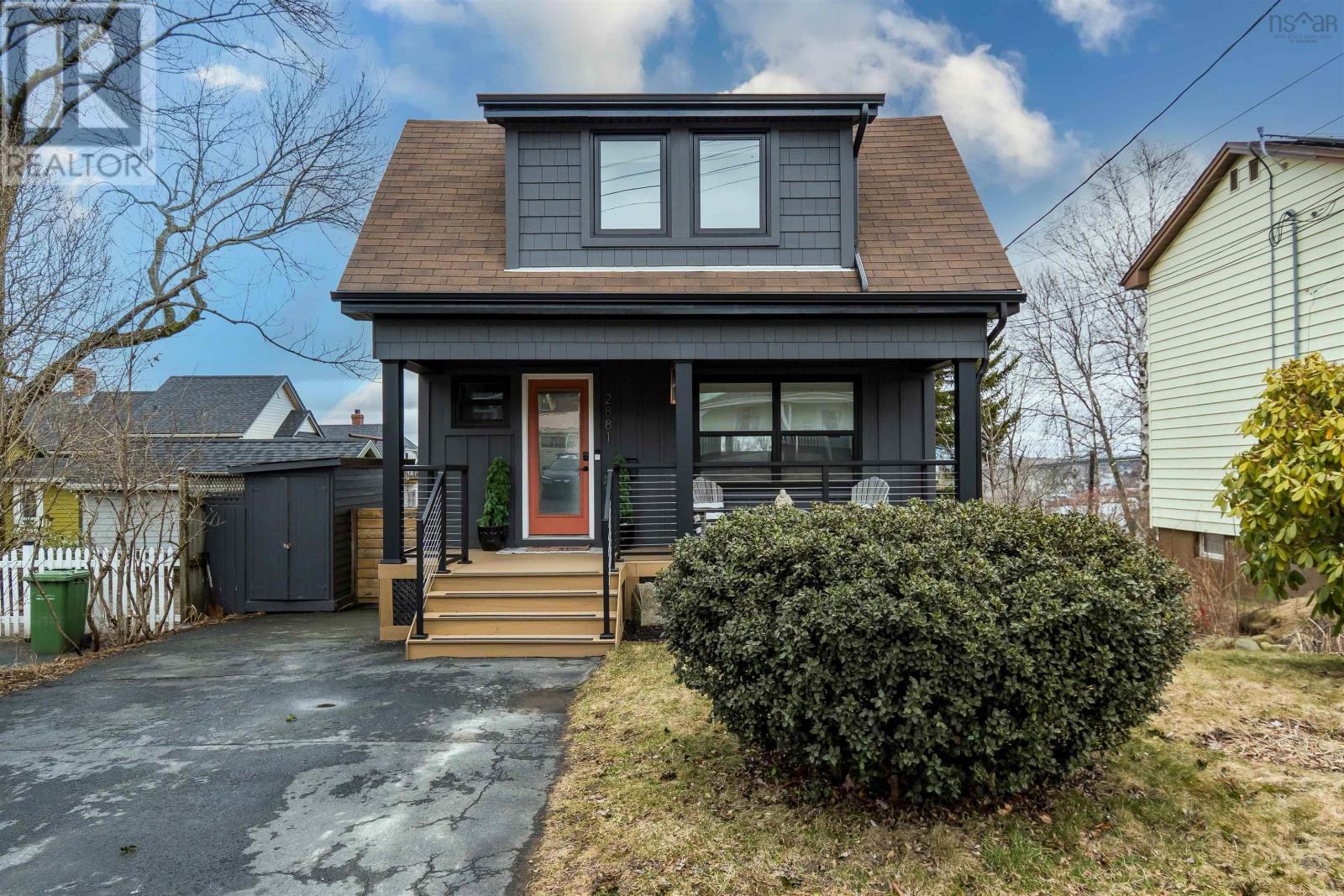 Property 2 of 46 of 2881 Vincent Street