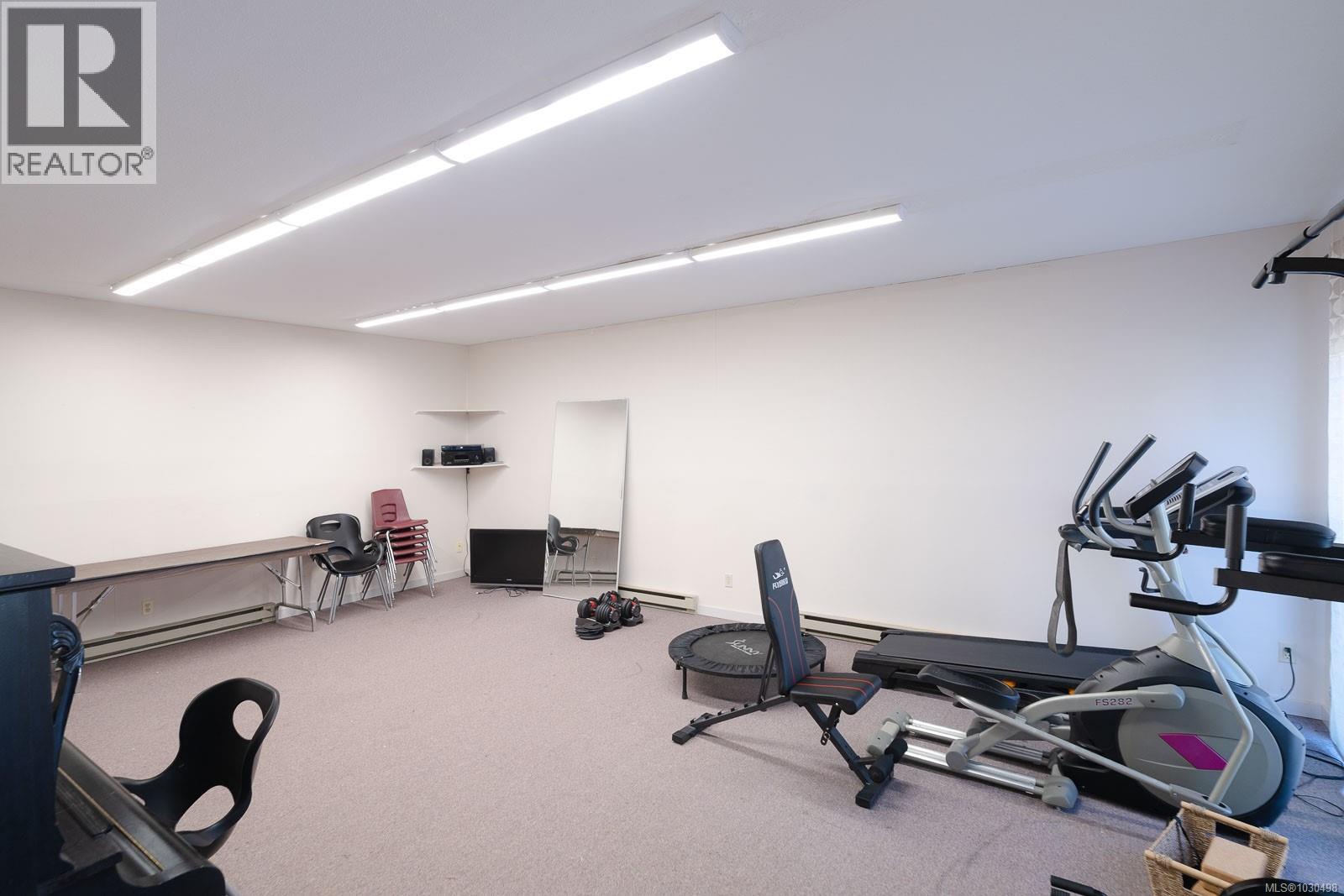 #102A 6231 BLUEBACK RD - 35