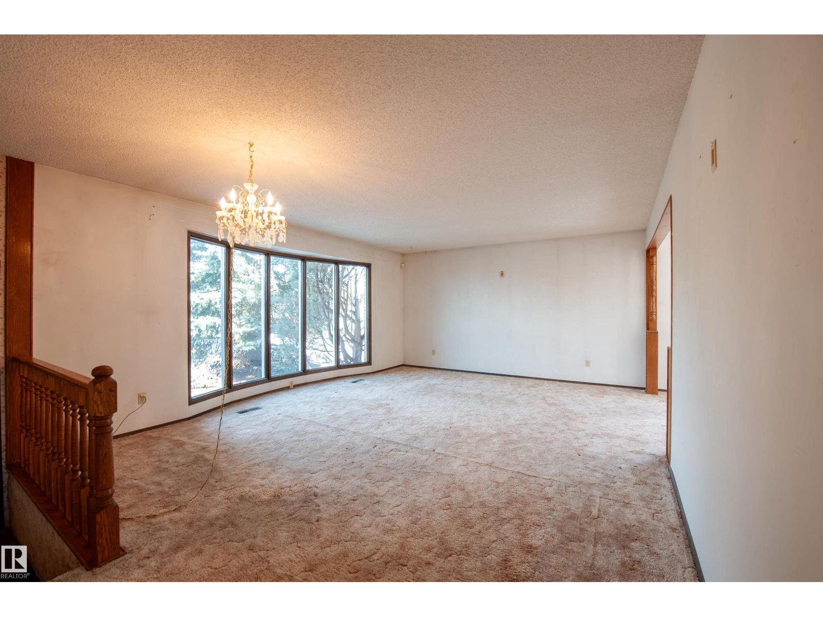 10619 35 AV NW, Edmonton