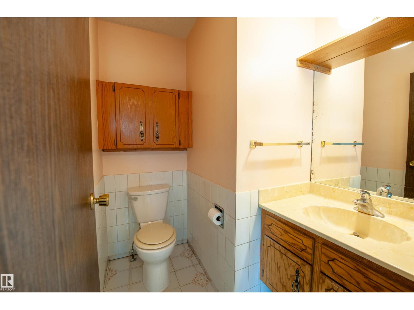 10619 35 AV NW, Edmonton