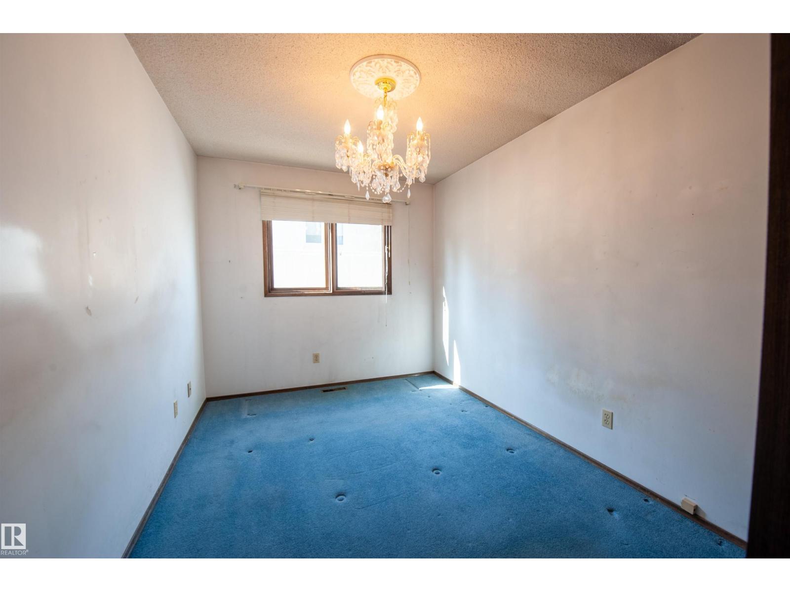 10619 35 AV NW, Edmonton