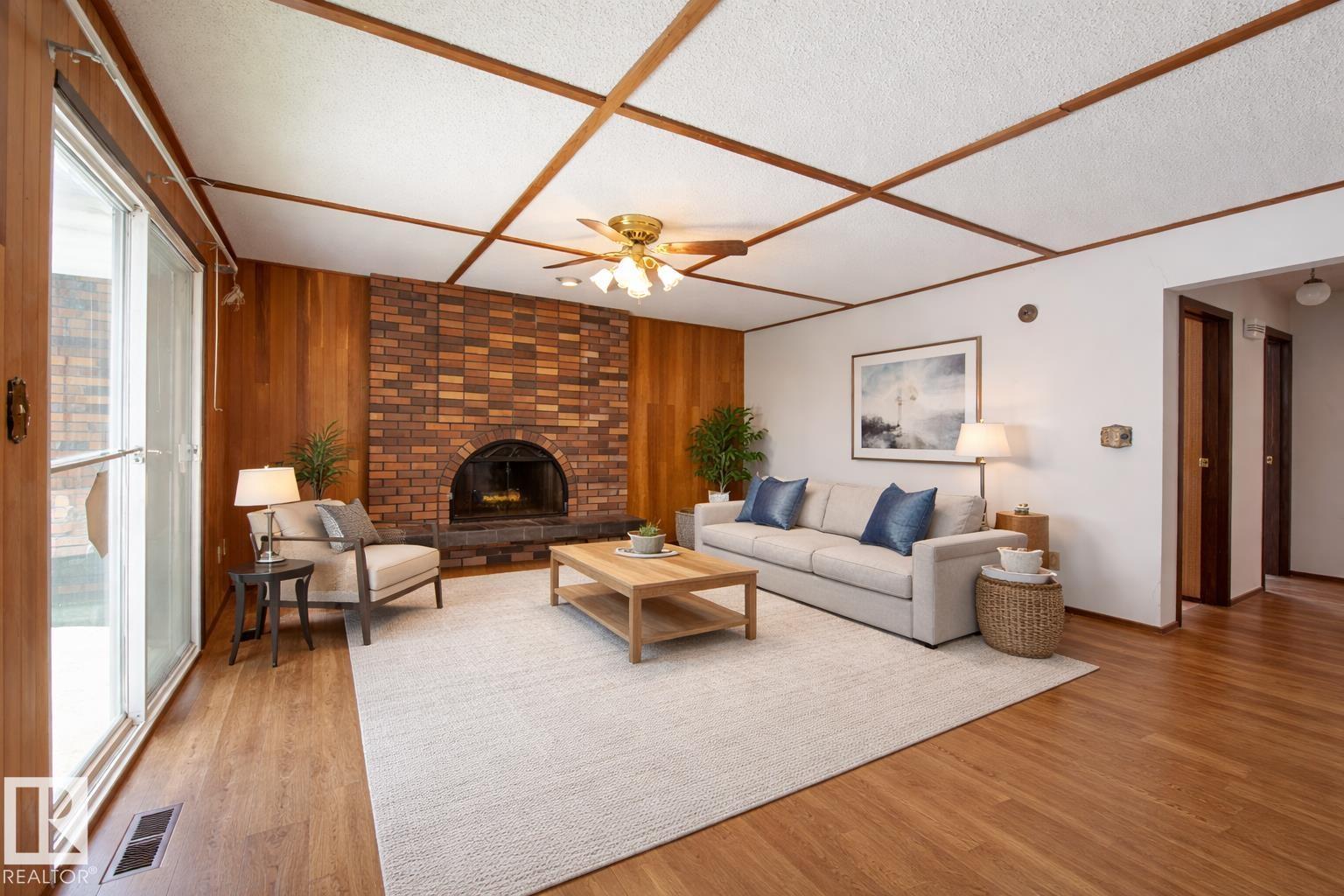 10619 35 AV NW, Edmonton