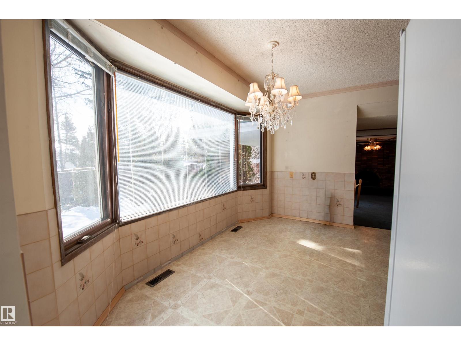 10619 35 AV NW, Edmonton