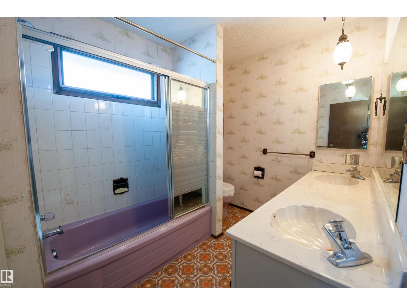 10619 35 AV NW, Edmonton