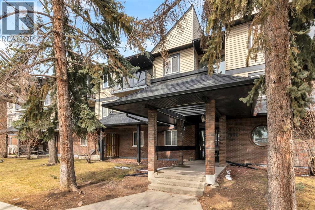 Single Family House for Sale in    Avenue SW Sunalta Calgary 