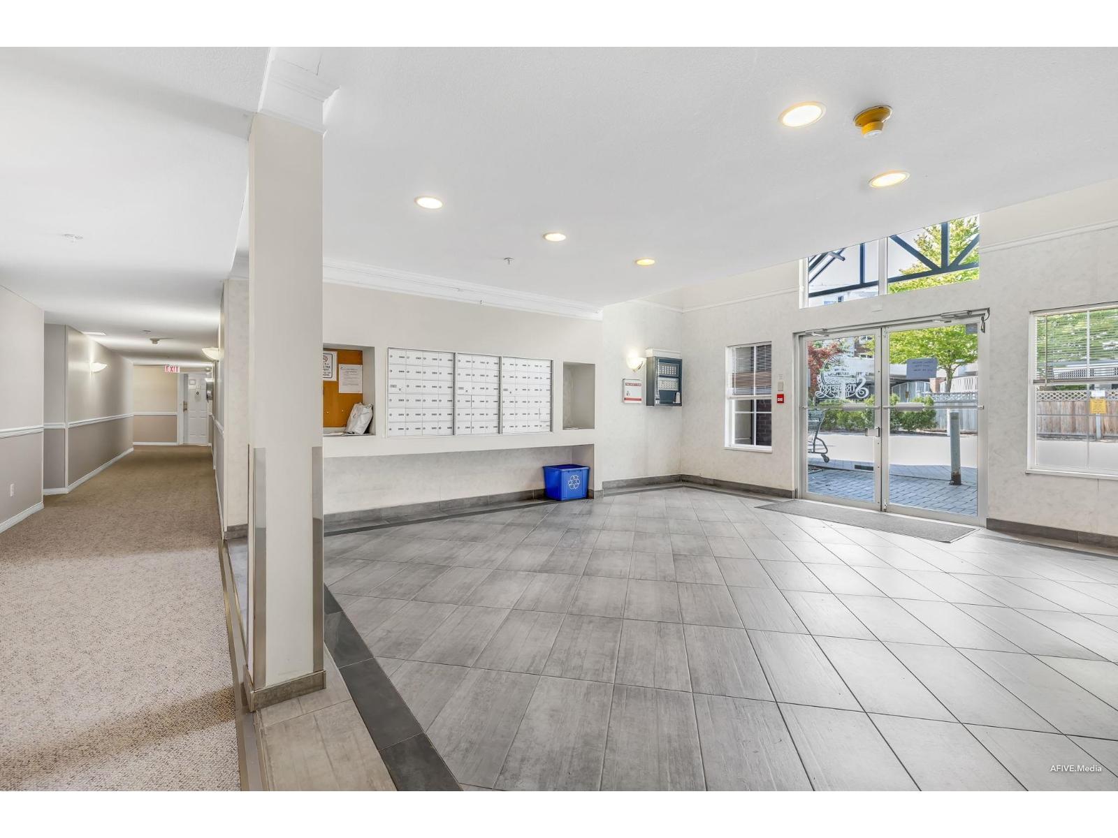 202 12125 75A AVENUE, Surrey